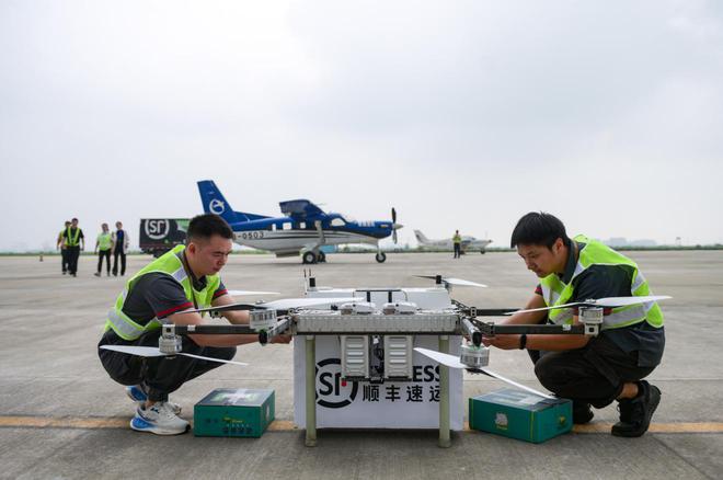 枢纽成都丨成都跨省低空物流首航成功 干线运输、支线物流、末端配送全链路低空运载(图5)